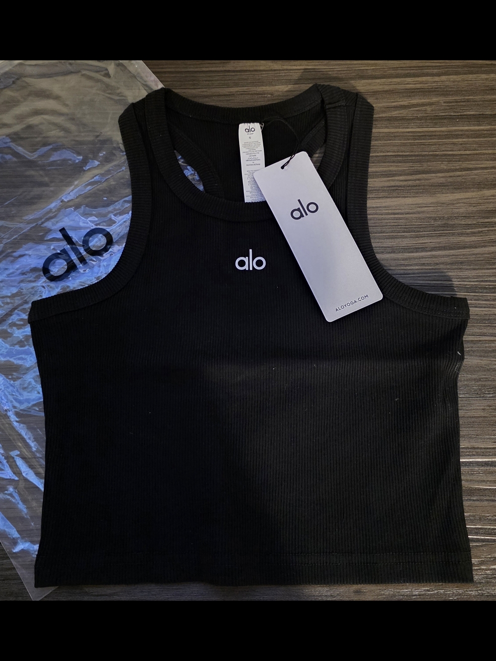 Alo Aspire Ribbed Racerback Crop Tank Size Small - Black NWT
